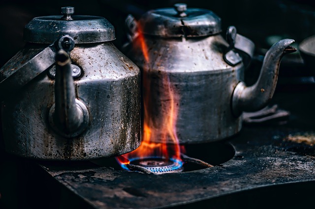 gaz teapots-1858601 640