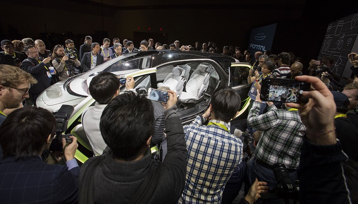 FCA Portal Self-Driving Concept World Debut