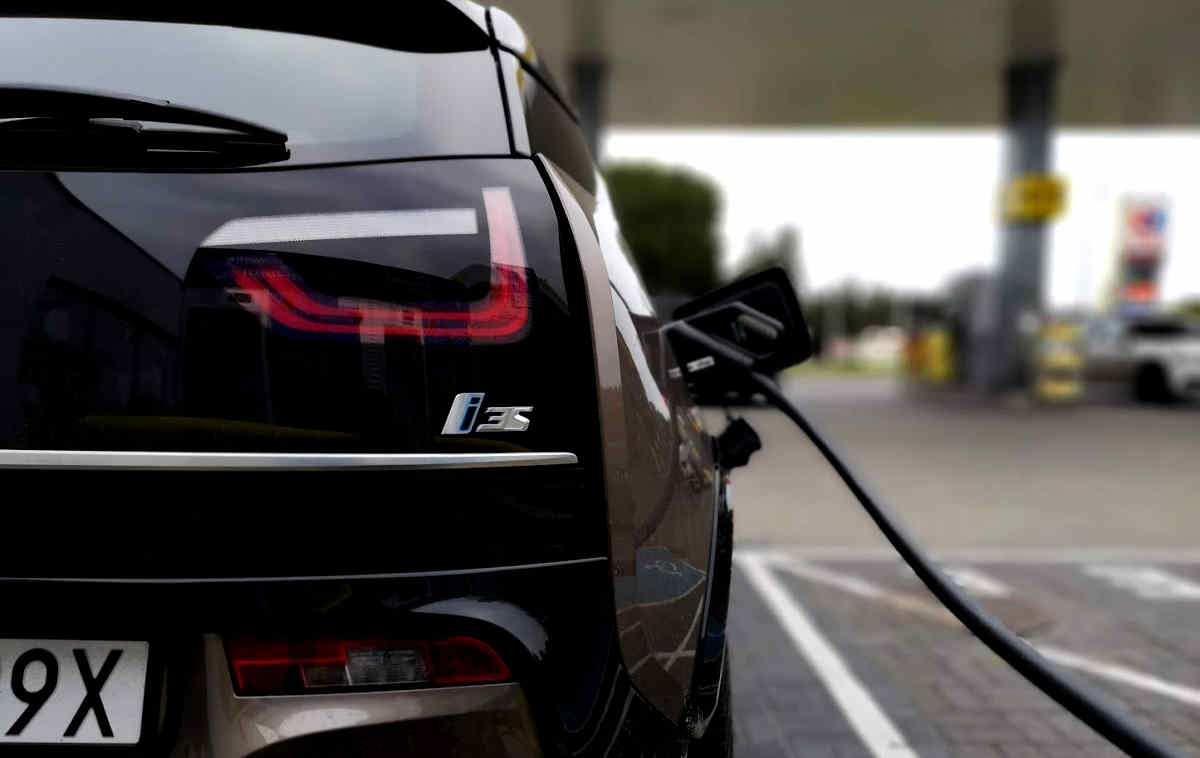 bmw is3 ladowanie ev