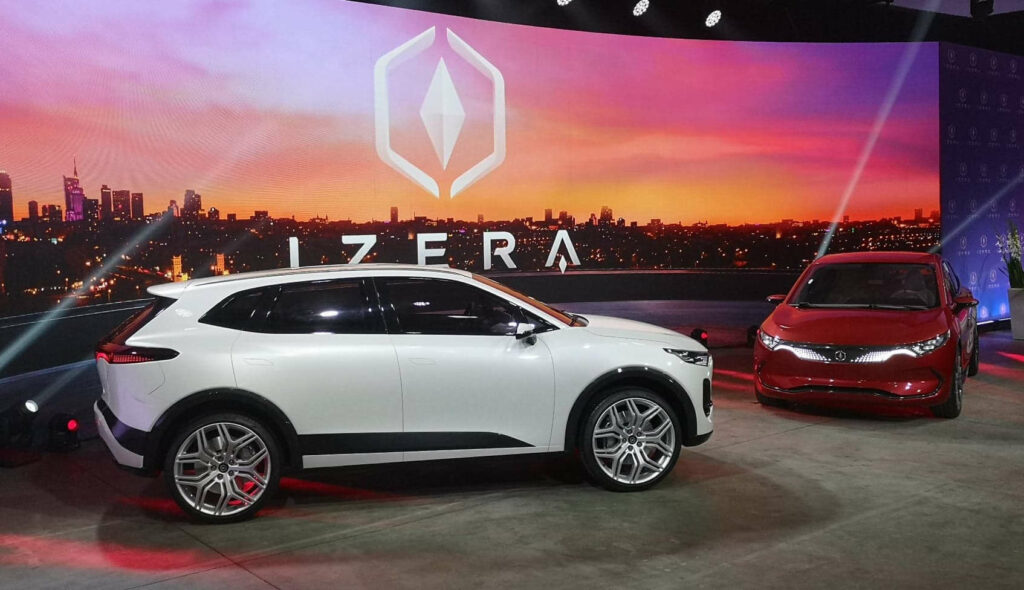 izera ev crossover suv