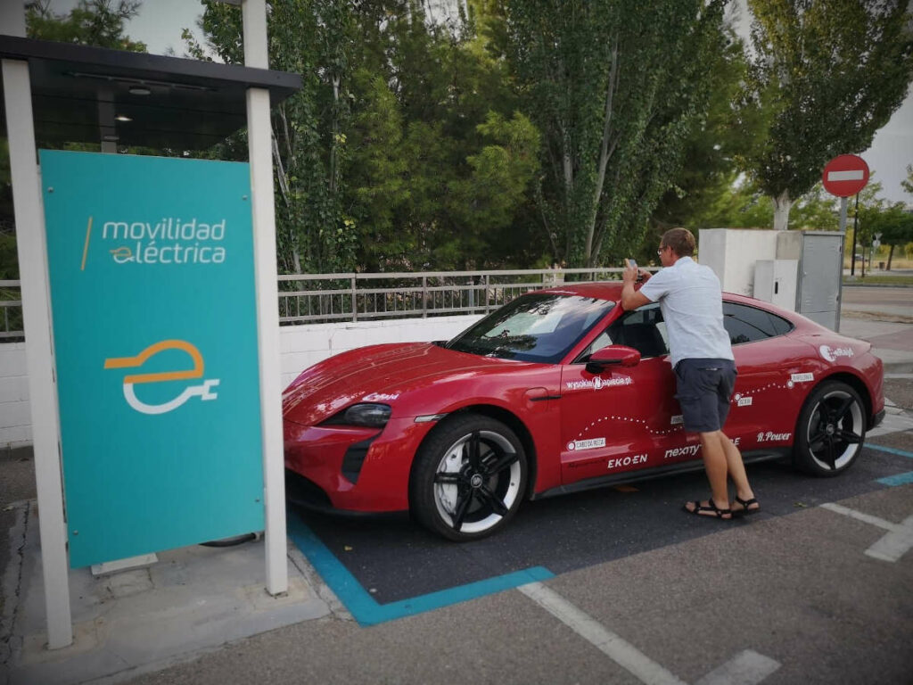 ev charging spain ladowanie