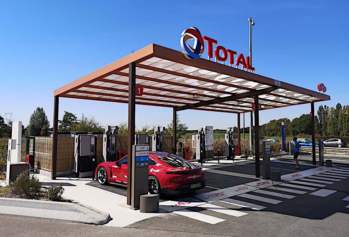 total stacja ladowania ev