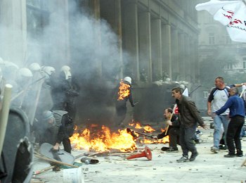 palacy policjant