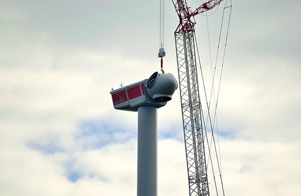 wiatr budowa oze turbina