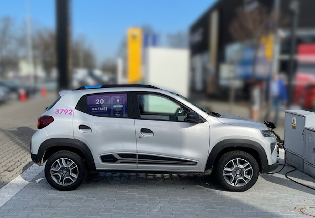 Fot: techlove.pl dacia spring traficar elektryczna