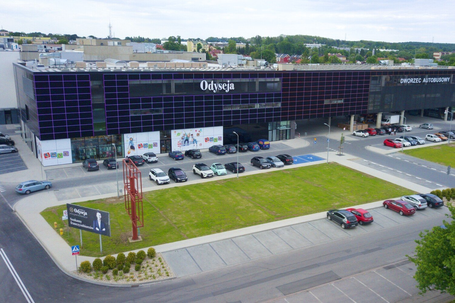 podpis foto  Realizacja Solektro 850 kWp Galeria Odyseja Brzesko
