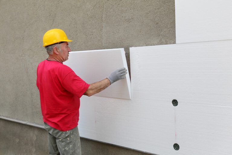 Construction site, thermal insulation of wall