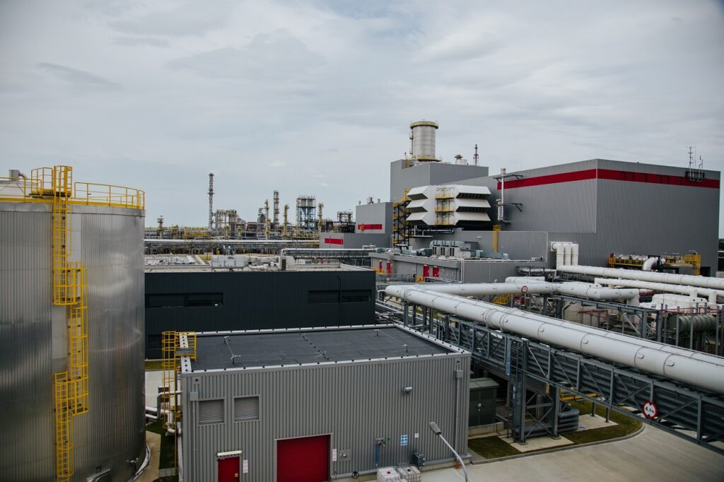 Blok gazowo-parowy o mocy 596 MW, który w Płocku dla PKN Orlen wybudował Siemens. Fot. mat. pras.