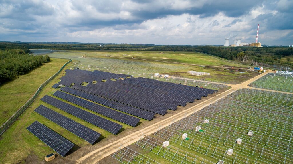 Zielona energia - Farma fotowoltaiczna budowana przez Tauron w Mysłowicach. Fot. mat. pras.