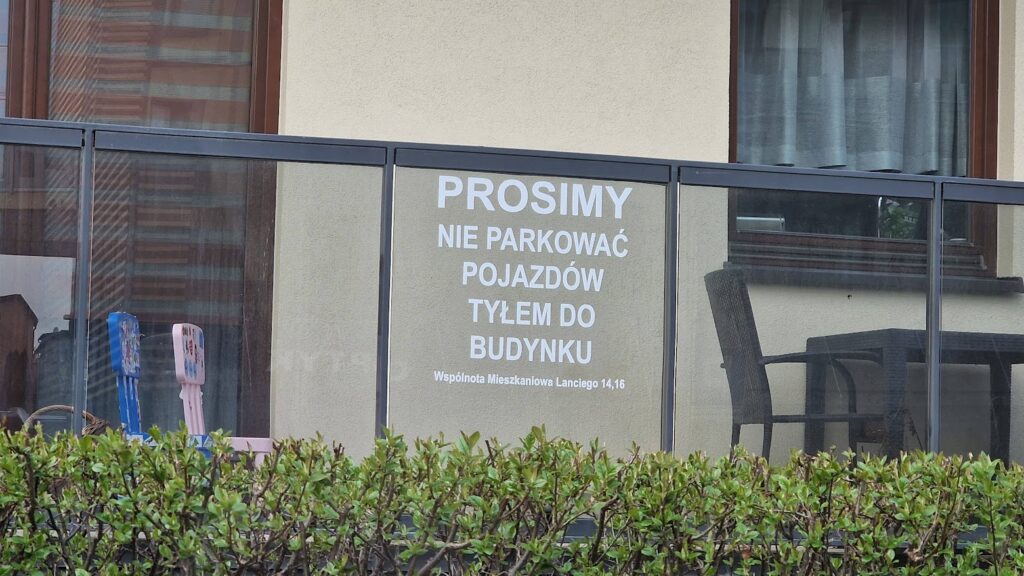prosimy nie parkowac