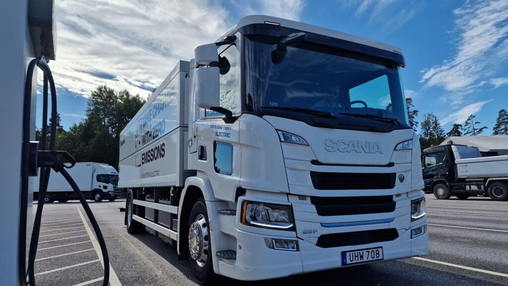 scania ciezarowka ladowarka ev