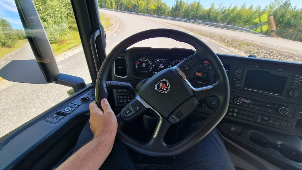scania ciezarowki ev wnetrze