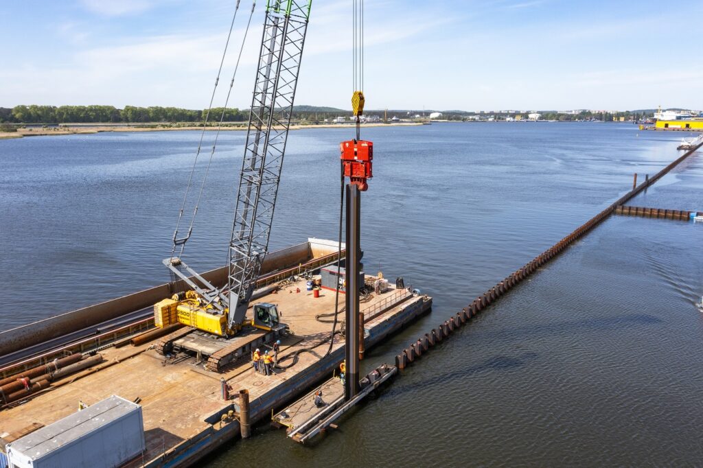 Port instalacyjny Świnoujście budowa fot Orlen (2)