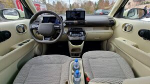 hyundai_inster_ev_kanapa_przod
