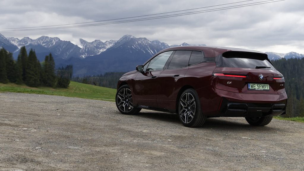 bmw ix xdrive60 09