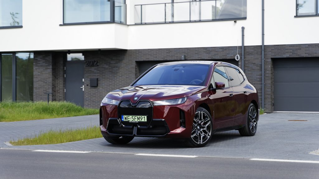 bmw ix xdrive60 10