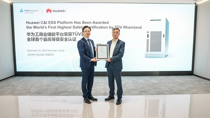 Magazyny energii firmy Huawei dla zastosowań komercyjnych i przemysłowych jako pierwsza na świecie uzyskała najwyższy poziom certyfikacji bezpieczeństwa TÜV Rheinland