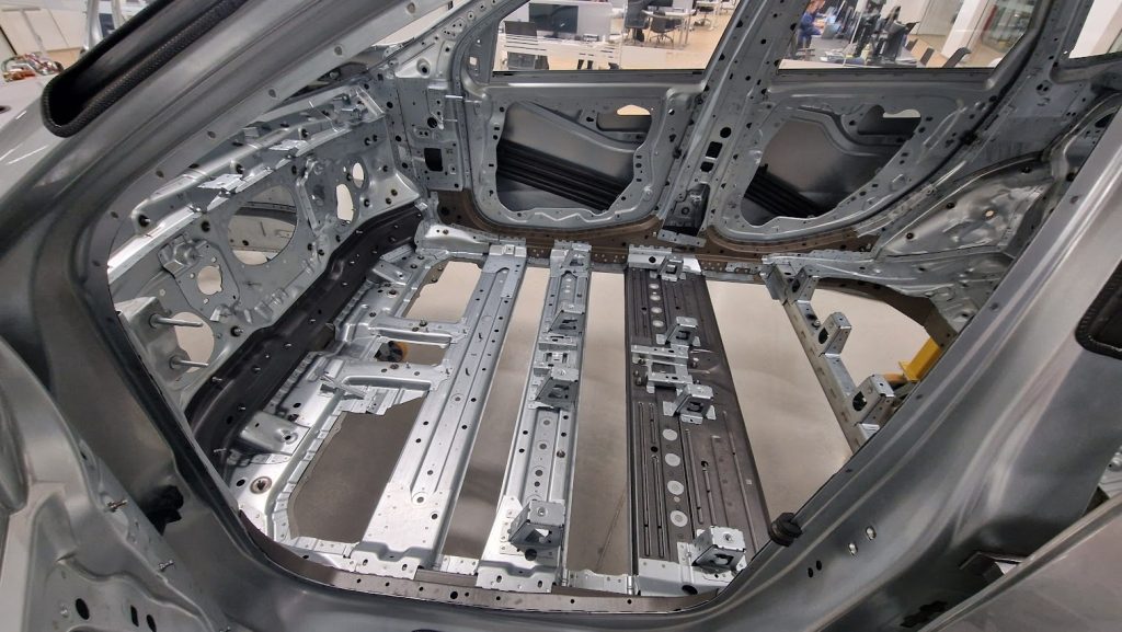 bmw ix3 nadwozie podloga bateria
