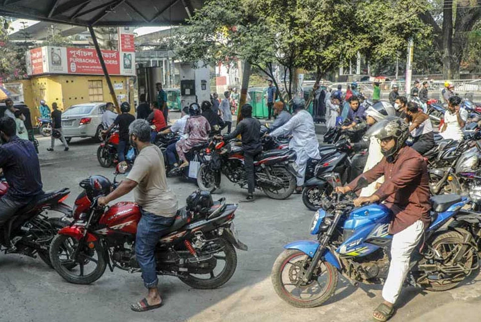 ropa bangladesz kolejki
