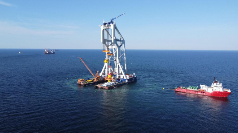 Instalacja monopali MFW Baltica 2. Fot. PGE